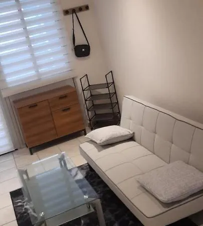 Tres Belle Appartement F1 Bis Perpignan Exterior photo